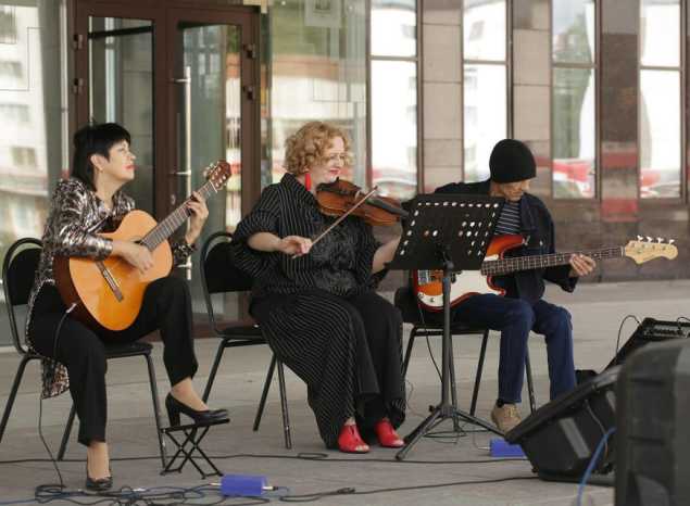 Творческий коллектив «Экспромт» выступил в рамках акции «В выходные - в «Пензаконцерт»!